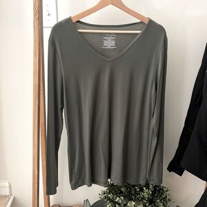 Size L Time and Tru Olive Green Shirt